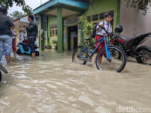 Lamongan Tanggap Darurat, Sudah 2.736 Rumah Warga Terendam Banjir