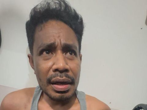 Badan Narkotika Nasional (BNN) menangkap 2 orang terkait kasus penyalahgunaan narkoba jenis sabu, ganja, dan ketamine di wilayah Kedaung Kali Angke, Cengkareng, Jakarta Barat (Jakbar). Penangkapan berawal dari informasi warga peredaran narkoba di wilayah tersebut.