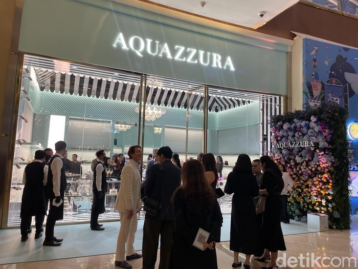 Butik Aquazzura di Pacific Place