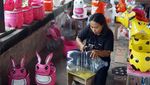 Dari Limbah Jadi Cuan, Warga Tulungagung Sulap Galon Bekas Jadi Pot Unik