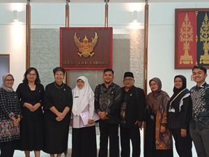 Inspiratif! 6 Guru Indonesia Terima Penghargaan Guru Berprestasi dari Thailand