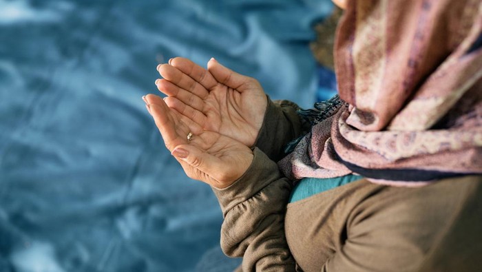 Doa Setelah Sholat Gerhana Bulan: Arab, Latin, dan Terjemahannya