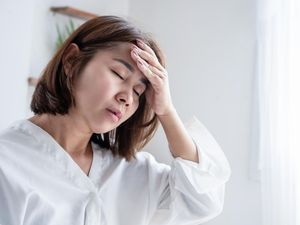 Sering Sakit Kepala? Kenali Jenis & Cara Mengatasinya