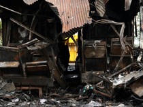 Crane Ambruk di Jalan Kematian di Bangkok, 2 Orang Tewas