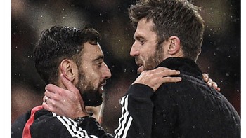 Dulu, Carrick memang sempat jadi pelatih sementara MU dan meraih kemenangan atas Arsenal di laga terakhirnya. Foto: X.com