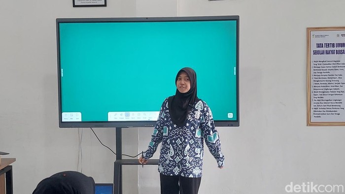 Pelajar Sekolah Rakyat Terintegrasi (SR) 7 Kota Probolinggo, Risky Aulia