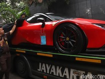 Penampakan Ferrari-Harley Davidson Barang Bukti Kasus Suap Vonis Lepas Migor