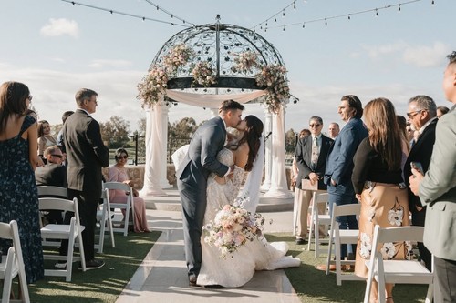Aurelie Moeremans menikah dengan Tyler Bigenho di Amerika Serikat.