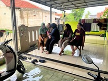 Banjir di Tangerang Mulai Surut, Polisi Beri Layanan Kesehatan ke Warga