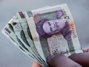 Mata Uang Iran Berdarah-darah, Rp 1.000 Setara Puluhan Ribu di Sana