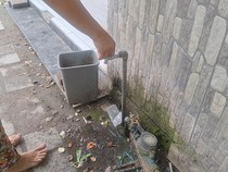 Warga Rembiga Mataram Kesulitan Air Dua Pekan Lebih