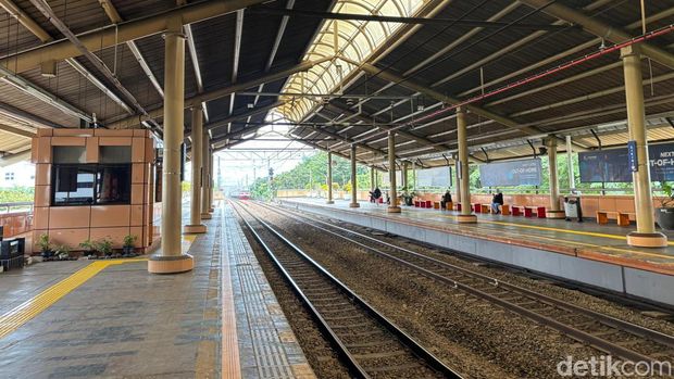 Stasiun KRL di Jakarta