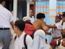 Viral Video Guru Vs Murid di Jambi, Adu Jotos hingga Bawa Sajam