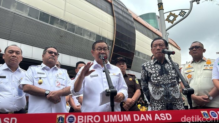 109 Tiang Monorel di Rasuna Said Dibongkar, Target Selesai September