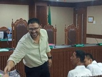 Polisi Bongkar Chat Ammar Zoni Titip Plastik Klip kepada Dokter Kamelia