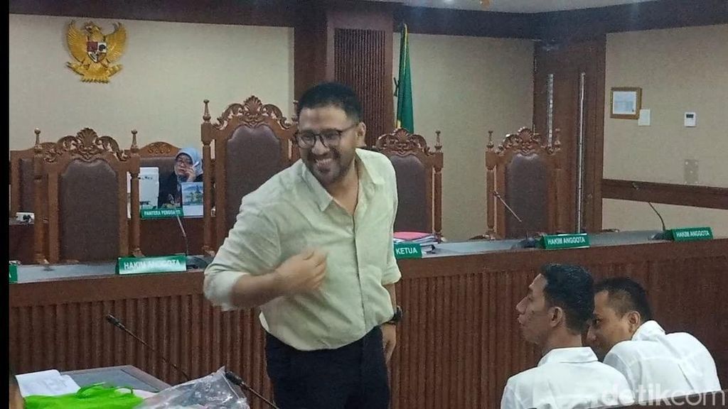 Video: Penampilan Ammar Zoni di Sidang Kasus Peredaran Narkoba