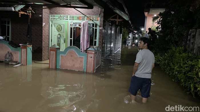 Banjir di Doropayung Pati Meninggi, Warga: Ada yang Setinggi Leher