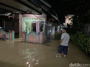 Banjir di Doropayung Pati Meninggi, Warga: Ada yang Setinggi Leher