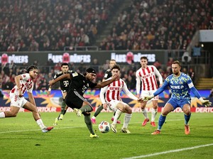 Cologne Vs Bayern: Die Roten Menang 3-1
