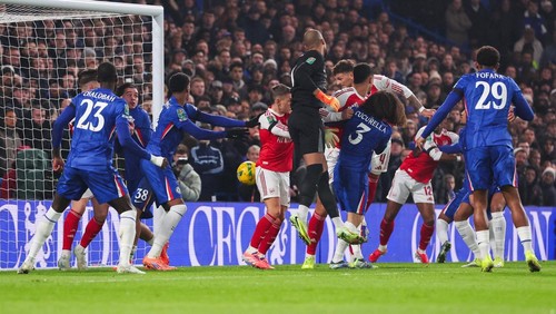 LONDON, ENGLAND - JANUARY 14: Ben White of Arsenal scores the opening goal during the Carabao Cup Semi Final First Leg match between Chelsea and Arsenal at Stamford Bridge on January 14, 2026 in London, England. (Photo by Marc Atkins/Getty Images)