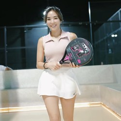 Gaya Sporty Gisel Main Padel, Pakai Rok Mini dan Sleevless Top