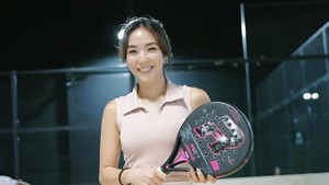 Datang ke lapangan dengan gaya clean sporty ala Gisella Anastasya. Foto: Instagram Gisel