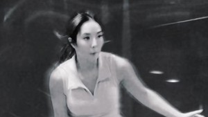 Lagi fokus di lapangan, aura fashion icon Gisel tetap terpancar. Foto: Instagram Gisel