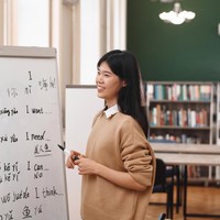 Studi Ungkap Belajar Bahasa Asing Bisa Bikin Otak 13 Tahun Lebih Muda