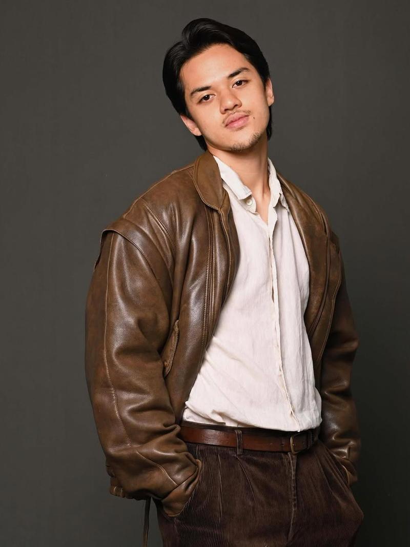 7 Foto Jeremie Moeremans, Adik Aurelie yang Disebut dalam Buku Broken Strings