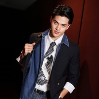 Jeremie merupakan aktor muda kelahiran Brussel, Belgia, pada 2001. Ia bernama lengkap Jeremie Alexander Christian Moeremans. Foto: Instagram/@jeremiemoeremans