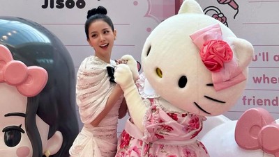 Jisoo BLACKPINK Collab Bareng Hello Kitty, Rilis Tumbler Hingga Blind Box