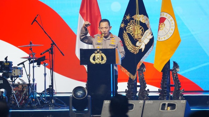 Kapolri Beri Penghargaan ke Atlet SEA Games: Terima Kasih, Patriot Bangsa