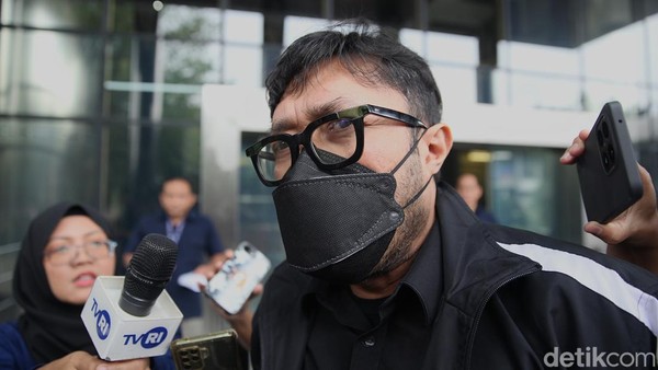 Ono Surono Diperiksa KPK, Mengaku Ditanya Aliran Uang Kasus Suap Bekasi