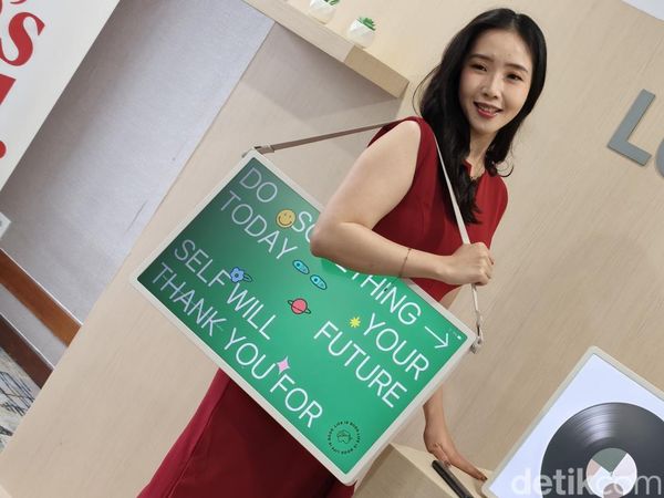 TV Rp 20 Juta Ini Unik Bisa Dicopot & Dijinjing, Namanya LG StanbyME 2