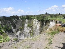 Lubang Raksasa di Aceh Tengah Meluas, Jalan Penghubung Terputus