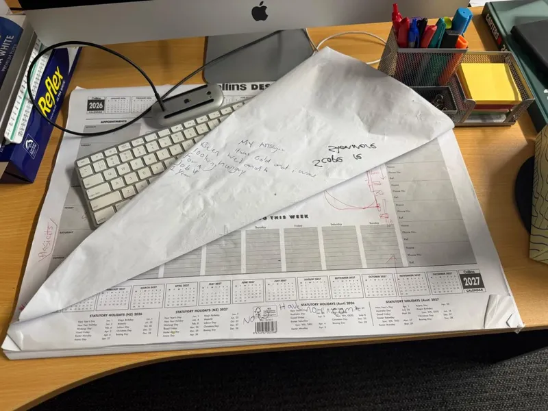 Nekat Curi Makanan gegara Lapar, Maling Ini Tulis Permintaan Maaf