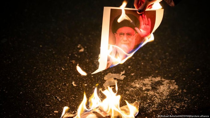 Mengapa Gejolak Iran Menarik Kepentingan Dunia?