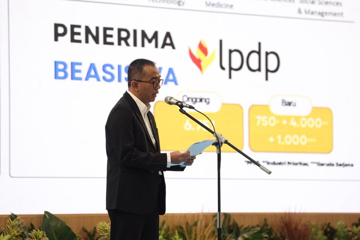 Menteri Pendidikan Tinggi, Sains, dan Teknologi (Mendiktisaintek), Brian Yuliarto