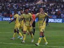 Pertahanan Persib Paling Sip!