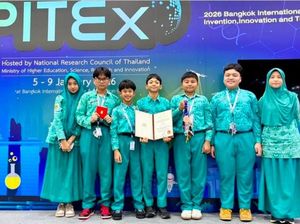 Ar Rasyid BS dan Tim Raih Perunggu pada Ajang Inovasi Tingkat Dunia di Thailand