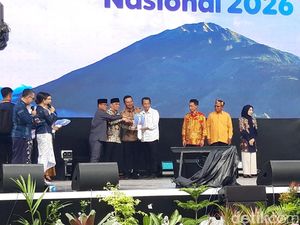 Senangnya BUMDes Banyuanyar Boyolali Dapat Mobil Operasional dari Kemendes