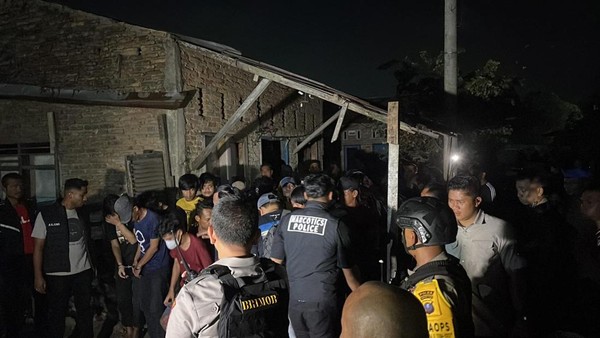 Aksi Polisi Gerebek Jermal 15 ke-8 Kali untuk Kejar Pelaku Narkoba dan Judi