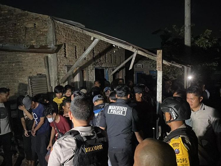 Aksi Polisi Gerebek Jermal 15 ke-8 Kali untuk Kejar Pelaku Narkoba dan Judi