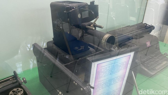 Proyektor Leitz Hektor dalam Sejarah Agresi Militer Indonesia