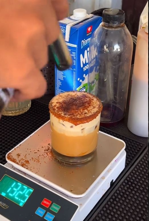 Racikan kopi sambal matah Unik! Di Kafe Ini Ada Racikan Espresso Pakai Sambal Matah