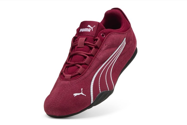 tren perpaduan warna sneakers