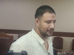 Ammar Zoni Masih Kecanduan, Dokter Kamelia Rutin Kirim Obat ke Rutan