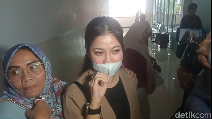 Ammar Zoni dan dokter Kamelia di Pengadilan Negeri Jakarta Selatan, Kamis (15/1/2026).