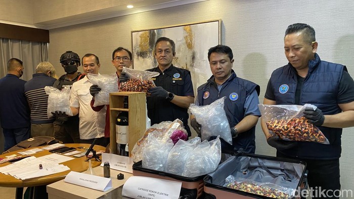 5 Fakta BNN Bongkar Rumah Produksi Vape Narkoba