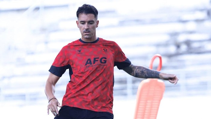 Persik Kediri Datangkan Adrian Luna dan Chechu Meneses